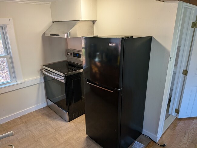 Photo - 30 Bridge St