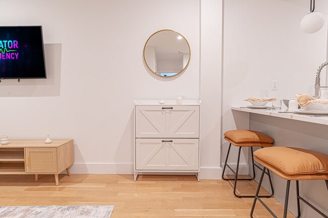 Photo - 248 Schaefer St Unit ID1359082P