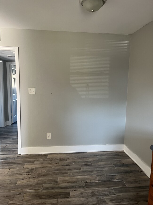 Photo - 2425-2445 Old Greensboro Rd