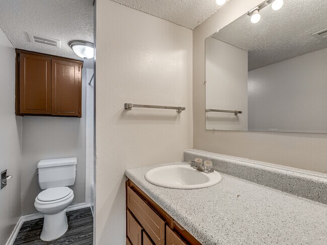 Sandhills - Bathroom