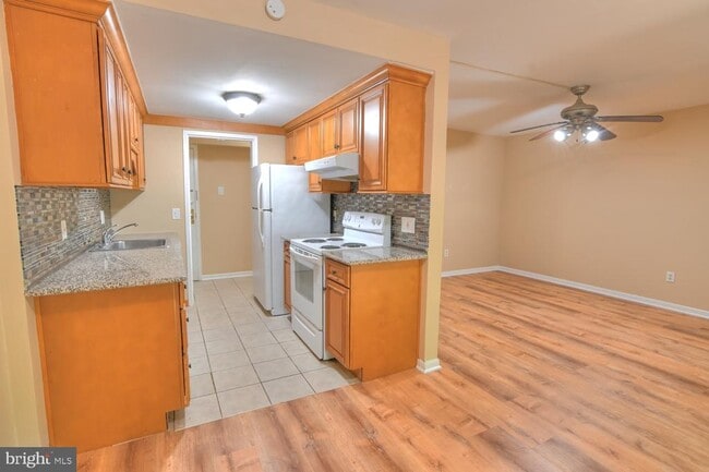 Photo - 11629 Stoneview Square Apartment Unit 1B