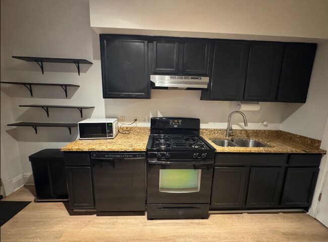 Photo - 4354 W Washington Blvd Unit 4354 W. Washington Blvd #102