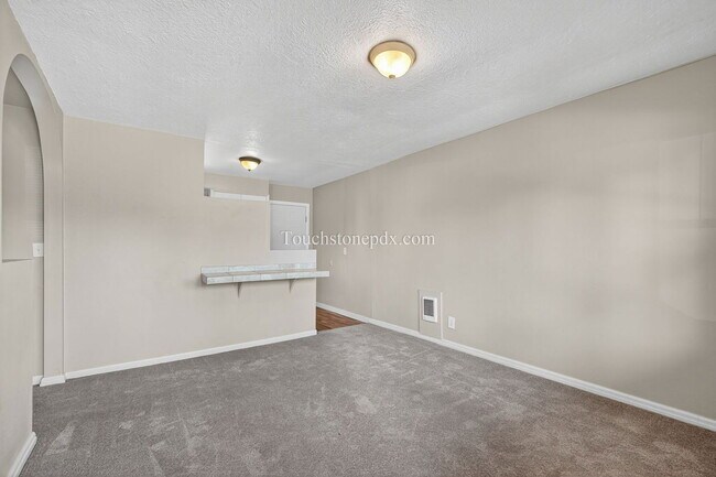 Photo - 7349 SE Evergreen St