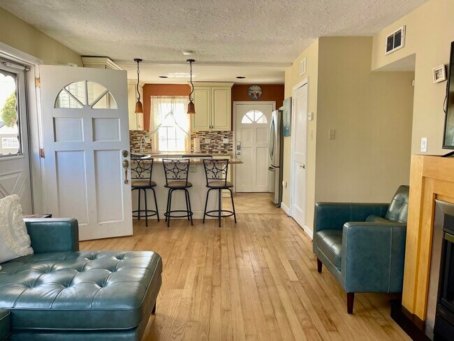 Photo - 108 N Wilson Ave Unit A