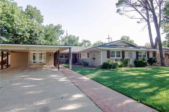 Building Photo - 3204 57th St Rental