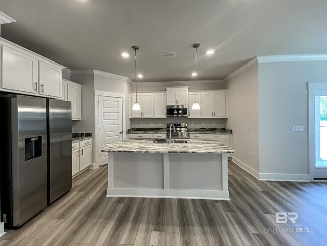 Photo - 324 Wickman Ave