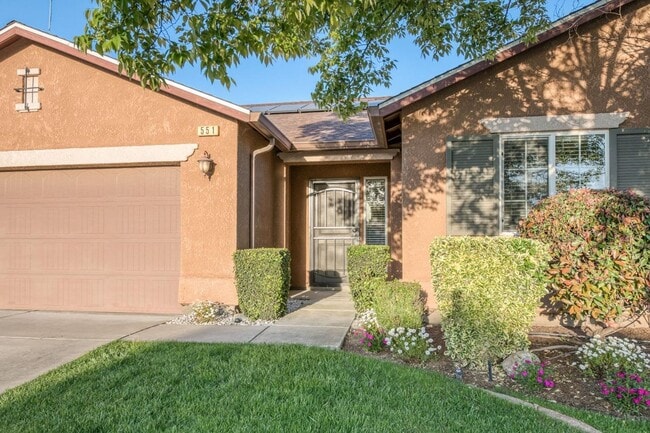 Photo - Clean and neat 4 bedroom, 2 bathroom single story in the Fancher Creek area 93727