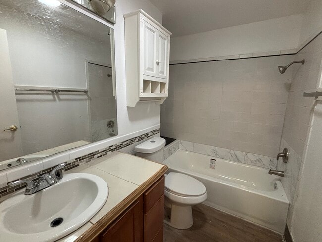 Photo - 13910 SE Newport Way