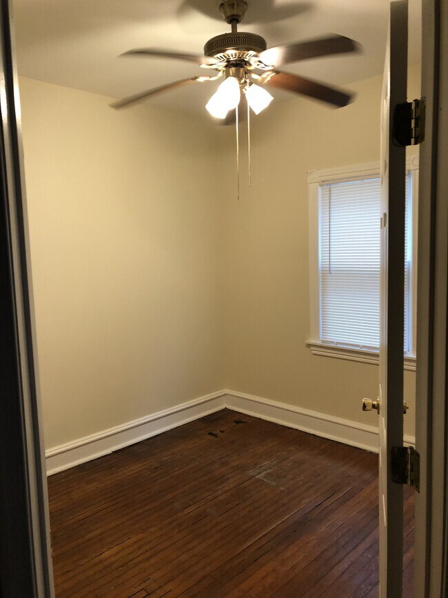 Photo - 147 N Paxon St