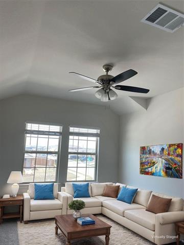 Photo - 920 Sunrise Ln