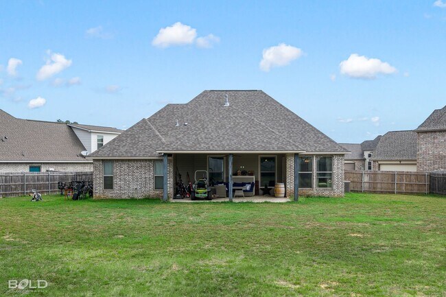 Photo - 4 BEDROOM 3 BATH DOGWOOD