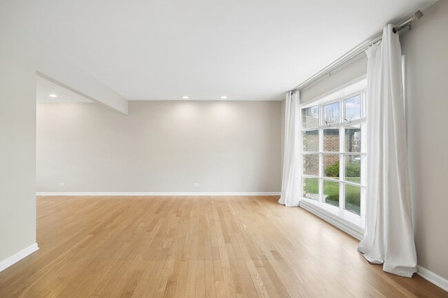 Photo - 10 Fairview Ave