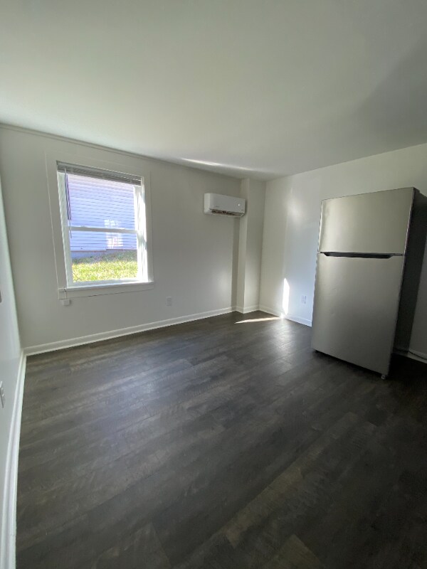 Photo - 306 E Main St Unit 3