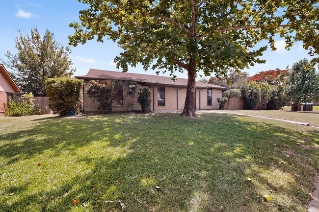 2938 Churchill Way