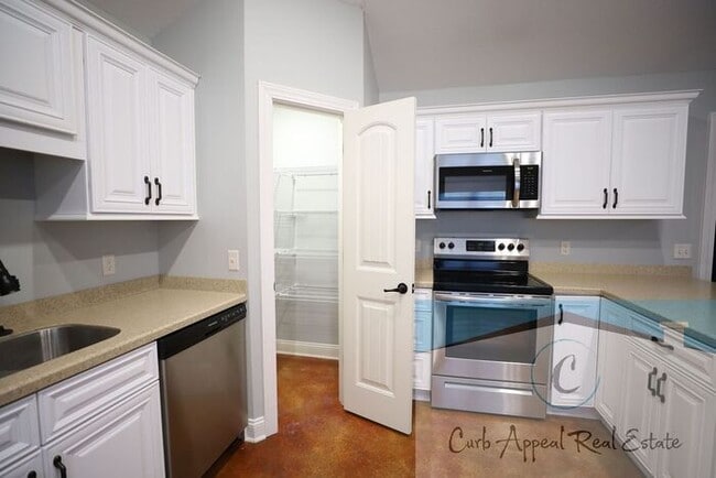 Photo - 3 bed / 2 bath home in Jonesboro