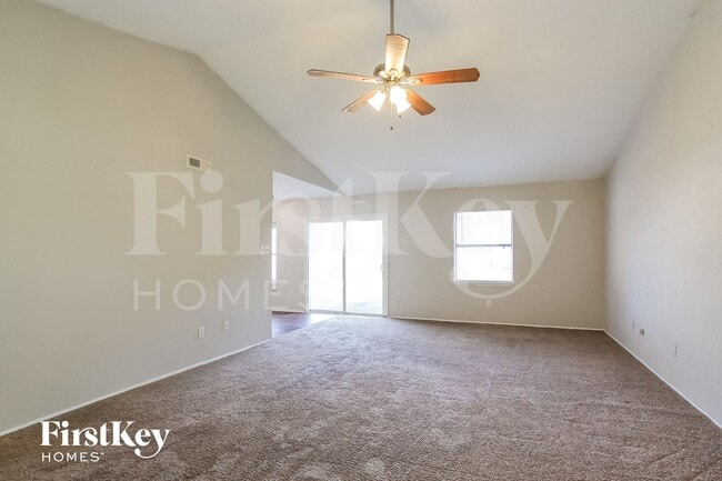 Photo - 22730 Millgate Dr