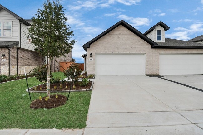 Building Photo - Welcome to the Elm — Single-Level Charm, Modern Style.