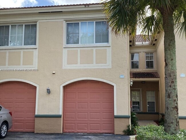 Building Photo - 2424 Centergate Dr Unit 102 Rental