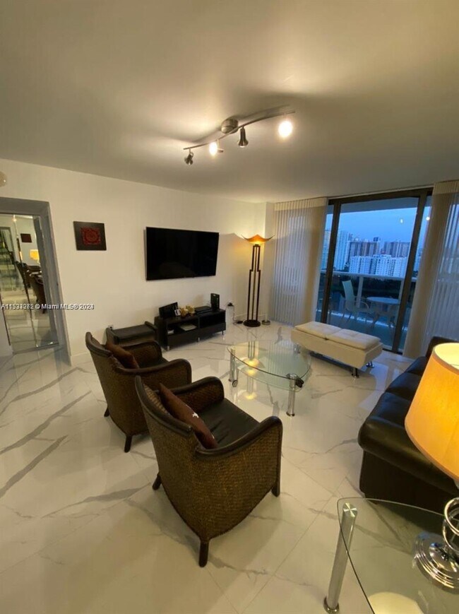 Photo - 3675 N Country Club Dr