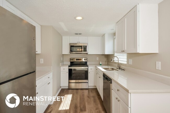Photo - 2827 Marshall Dr