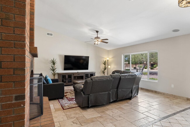 Photo - 9023 W Patrick Ln