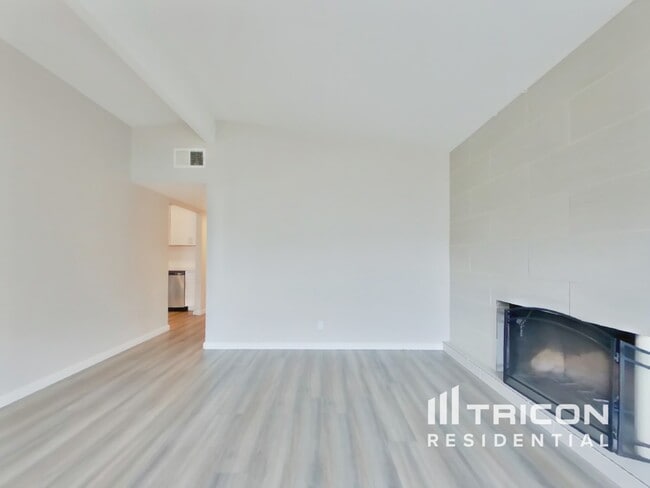 Photo - 5321 57th St