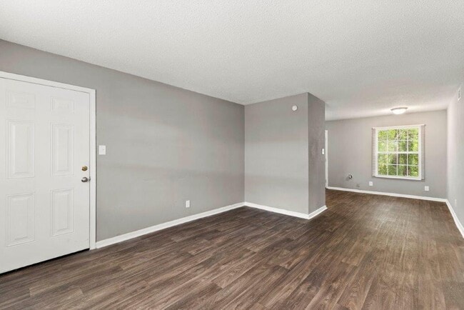 Walnut Hills Apartments