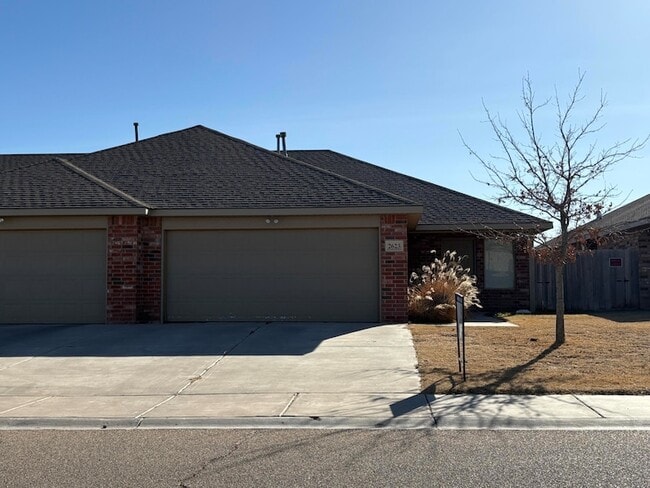 Photo - 2623 113th St