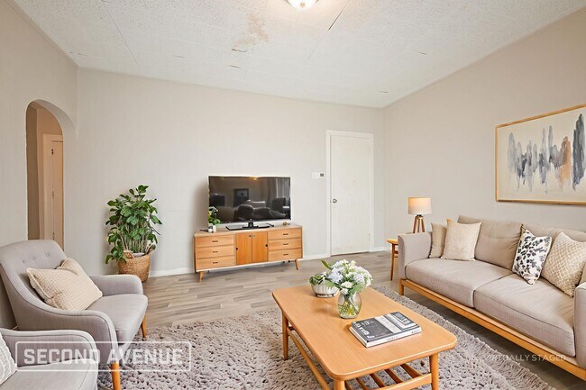 Photo - 7645 Highland Ave