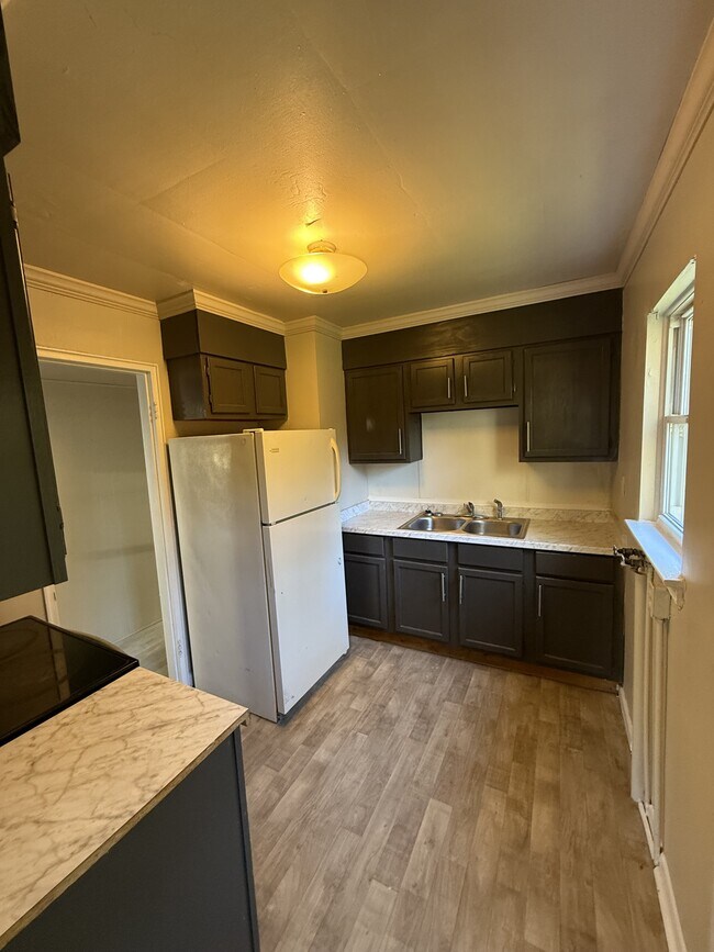 Photo - 3654 Yale Ave