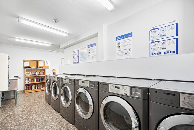 Photo - Garden Terrace