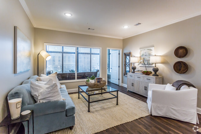 Interior Photo - The Residences at Thornwood Rental