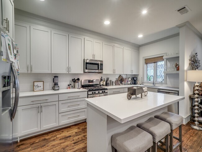 Photo - 5126 Monticello Ave House