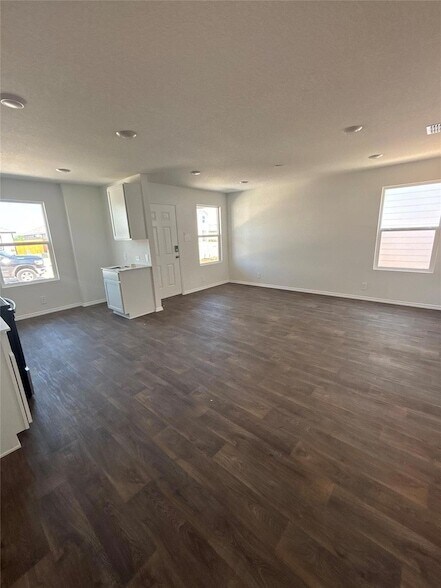 Photo - 14833 Cactus St