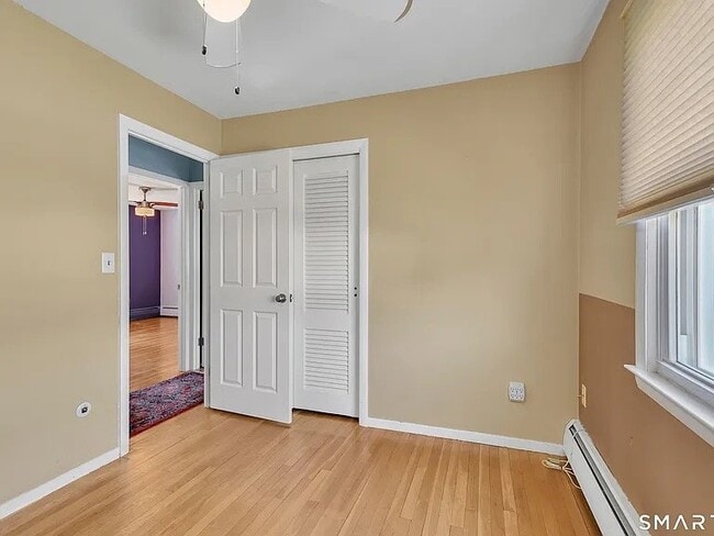 Photo - 20 Hill Farm Rd