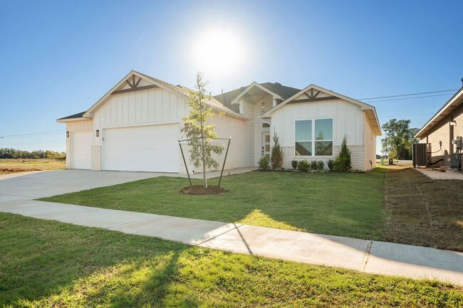 Building Photo - 5017 Misty Wood Ln