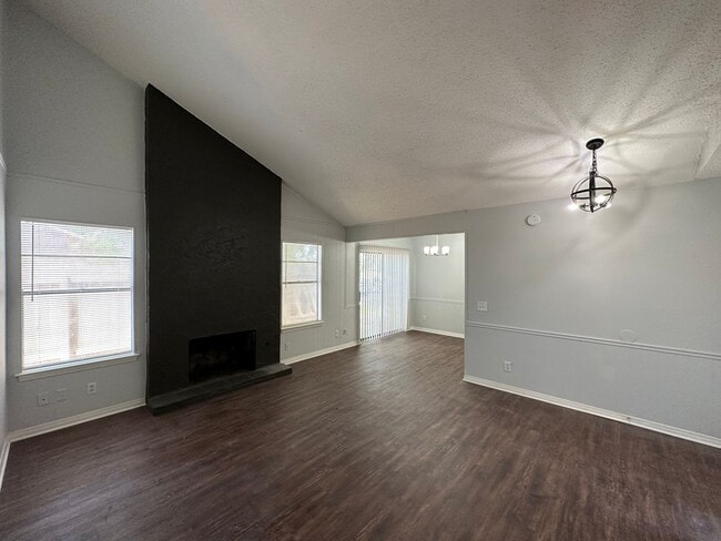 Photo - 5601 Purple Sage Dr