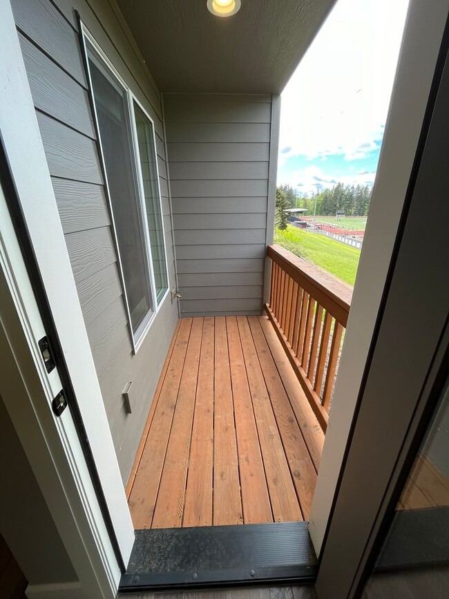 Photo - Spacious Townhome Style Duplex Unit