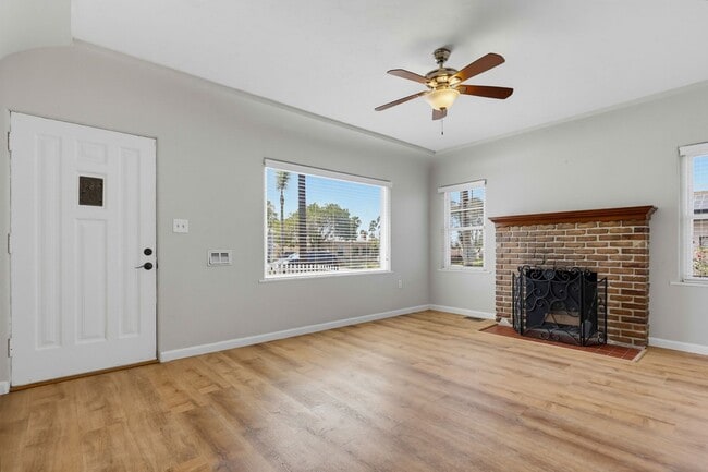 Photo - 7580 Saranac Ave