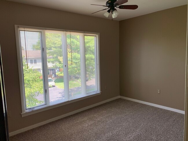 Photo - 103 E 8th St