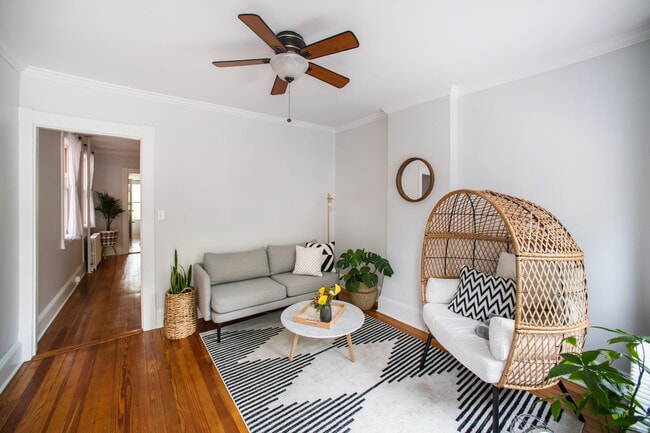 Photo - 412 W Patrick St