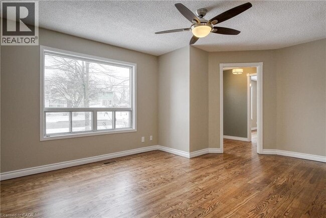 Photo - 113 Beverly St