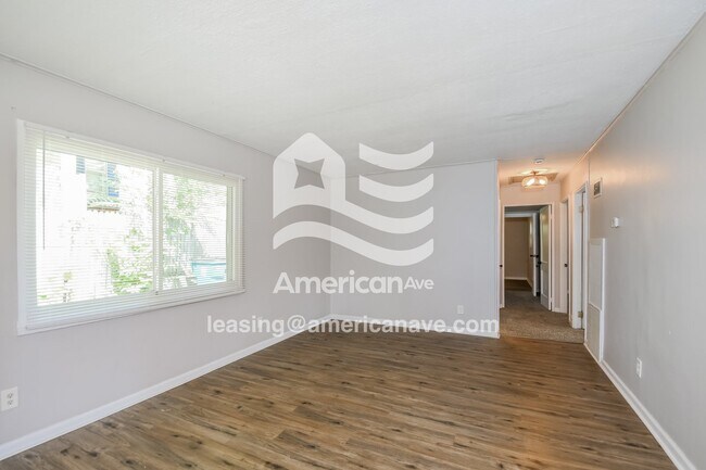 Photo - 515 Chambers Rd