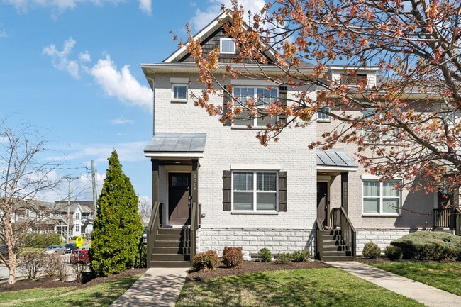 Photo - 1308 Wedgewood Ave