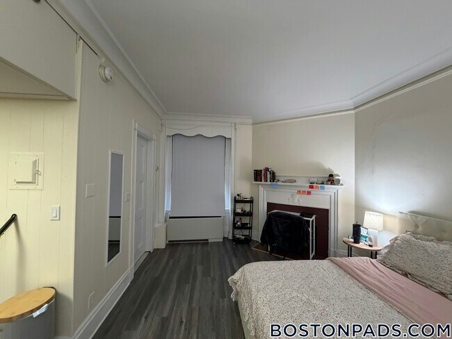 Photo - 62 Boylston St Unidad 921