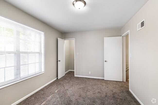 2BR, 1.5BA Townhome - 1000SF Bedroom
