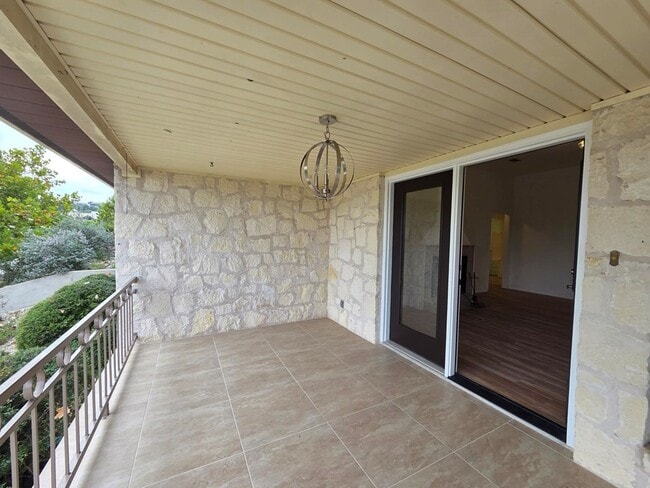 Photo - 1303 Malibu Dr