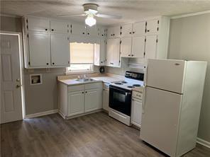 Photo - 1457 Railroad Ave