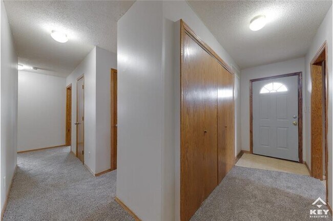 Photo - 2807 W Maxwell Ave