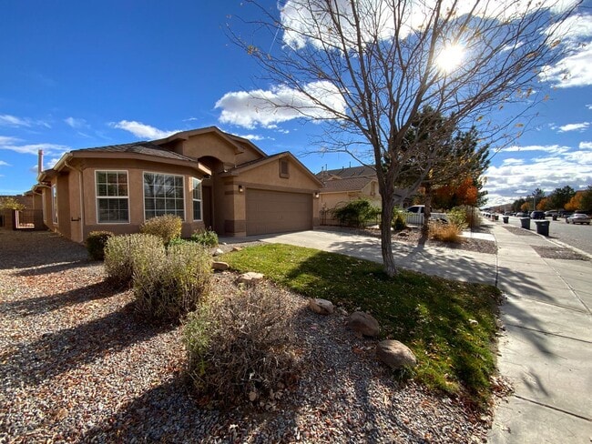 Photo - 4 Bedroom Single Story Home Available Near Unser Blvd NE & King Blvd NE in Rio Rancho!